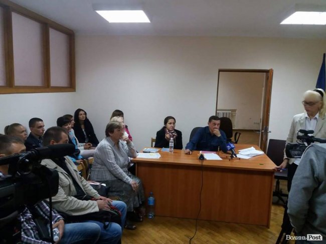 Голова луцького виборчкому хоче покарати «прогульників»