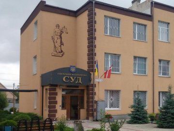 Суд відмовився карати працівницю «Епіцентру» на Волині за невакцинованих клієнтів