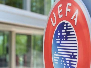 УЄФА заборонив російським клубам брати участь в єврокубках