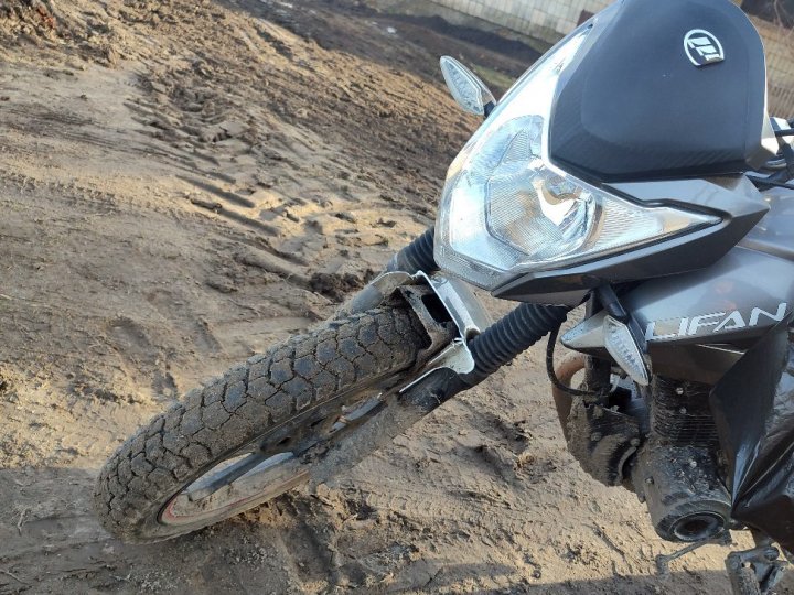 На Волині п'яний 22-річний мотоцикліст збив пішохода