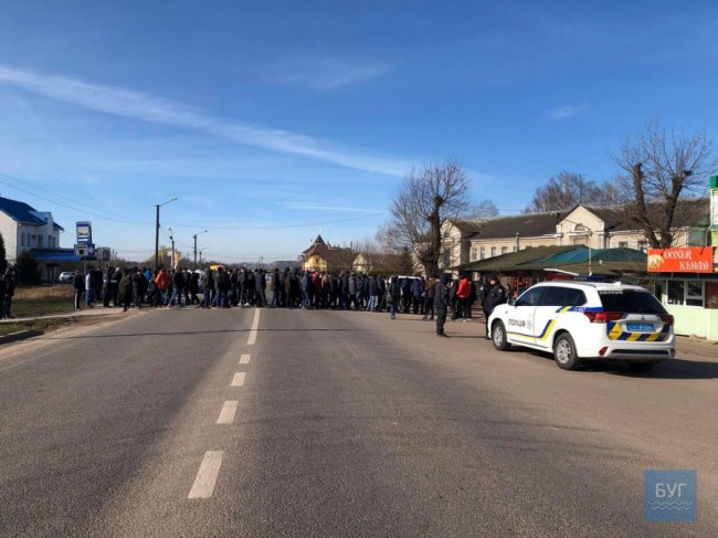 Волинські шахтарі блокують рух на трасі «Ковель-Жовква». ФОТО. ВІДЕО