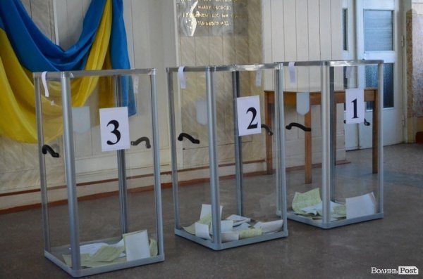 Волиняни не поспішають йти на вибори. ФОТО