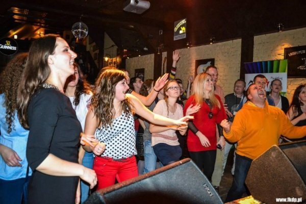 Поляки й українці відриваються під ФлайzZzу