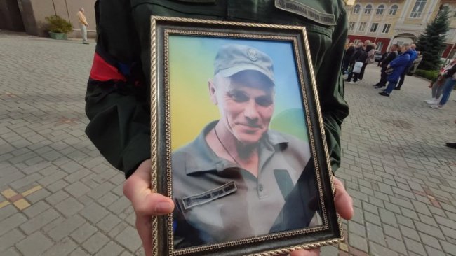 У Луцьку попрощалися з трьома загиблими захисниками