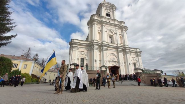 У Луцьку попрощалися з трьома загиблими захисниками