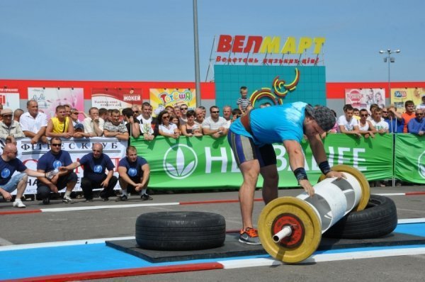 Чемпіонат богатирів у Рівному. ФОТО
