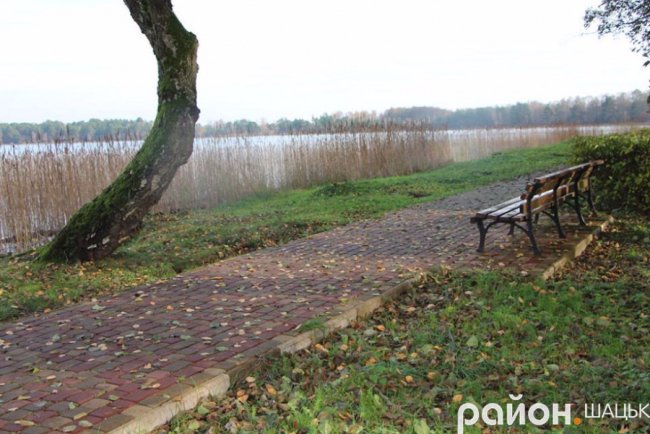 Золота осінь у санаторії «Лісова пісня». ФОТО