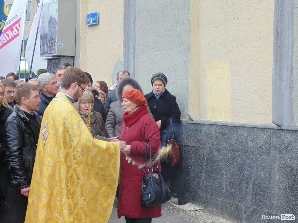 Майдан у Луцьку: Віче і хода на ДПЗ. ФОТО