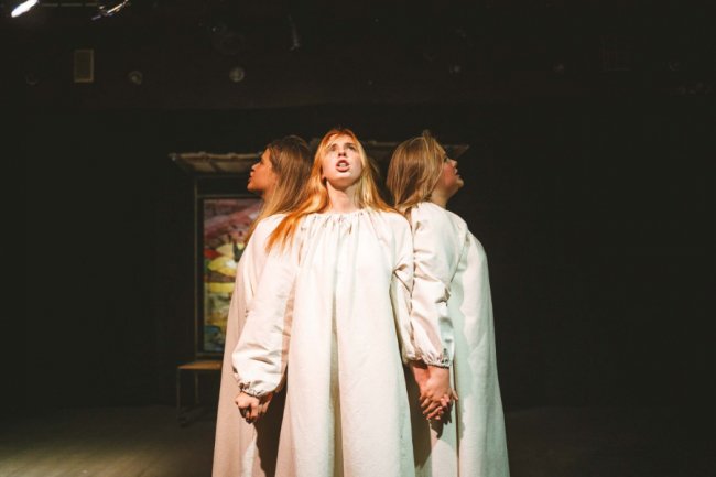 Обмін досвідом: молоді київські театрали у Луцьку показали виставу «Вирій»