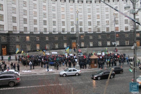 Як волинські шахтарі мітингують у Києві. ФОТО