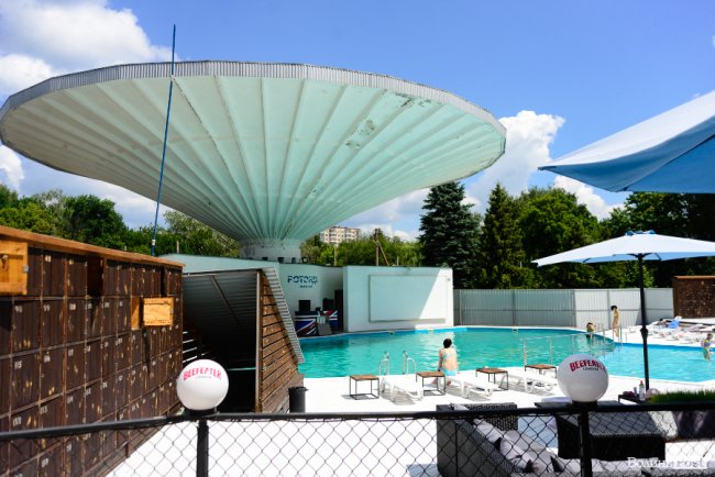 У луцькому парку запрацювала «Ротонда». ФОТО 