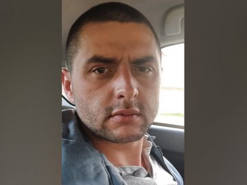 У Луцьку розшукуваний злочинець збив на автівці батька та двох дітей