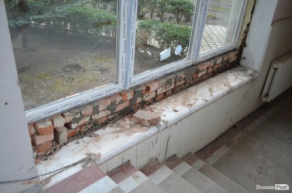 У Луцьку на місці пенсійного фонду відновлюють дитсадок. ФОТО