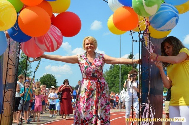 У селі  під Луцьком відкрили надсучасний стадіон. ФОТО