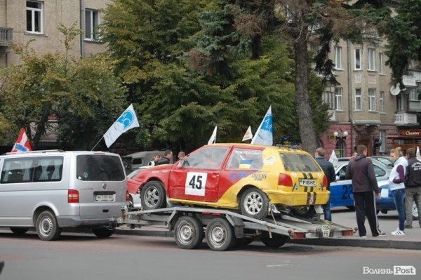 У Луцьку стартував автомотофестиваль «AutoWESTern». ФОТО