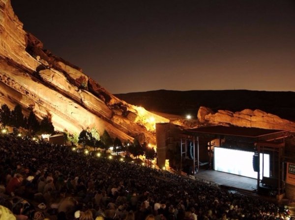 Добірка цікавих та найнеймовірніших кінотеатрів світу. ФОТО