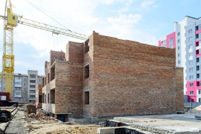 «Карамельні» квартири у яскравих багатоповерхівках: ЖК «Caramel Residence» продовжує зводити житло мрії. ФОТО*