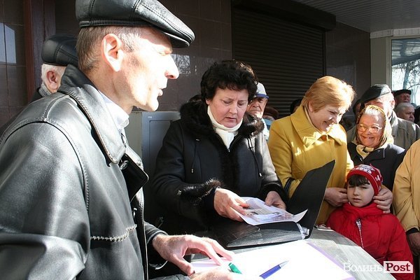 Вклади «Західінкомбанку»: з'явилося світло в кінці тунелю?