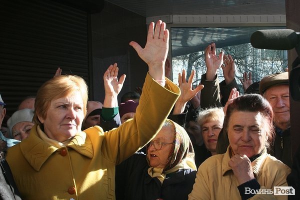 Вклади «Західінкомбанку»: з'явилося світло в кінці тунелю?