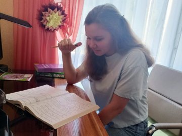 «Спочатку не повірила»: випускниця з Волині розповіла, як склала НМТ на 600 балів