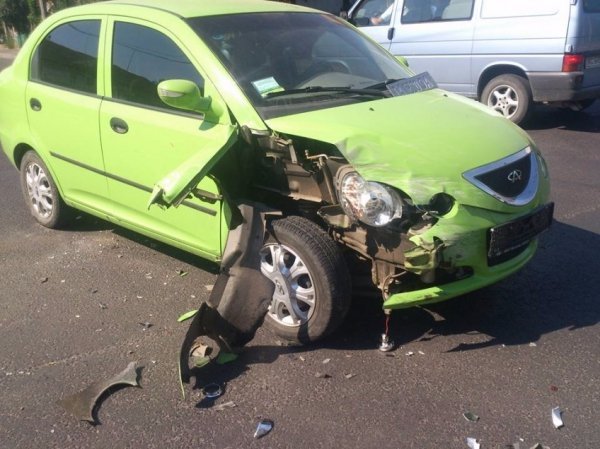 ДТП у Луцьку: аварія на перехресті вулиць. ФОТО