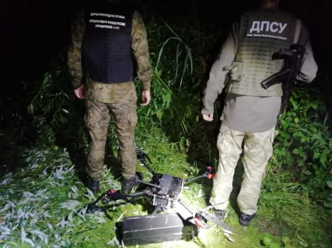 Луцькі прикордонники виявили дрона-кур’єра, який переправляв контрабанду до Польщі