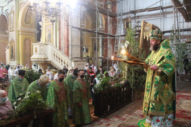 У Луцьку відзначили Трійцю. ФОТО
