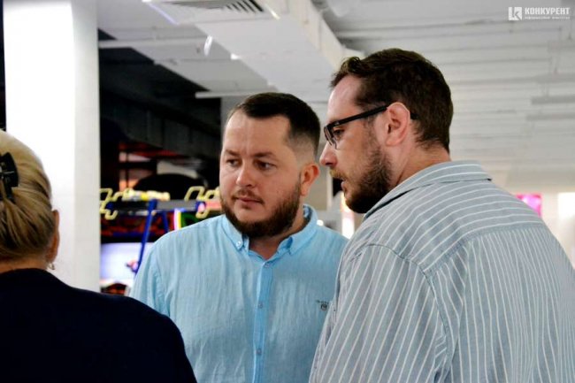 «Дивитися без хвилювання неможливо», – луцькі пенсіонери про фільм «Заборонений»