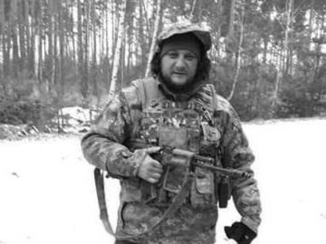 У Володимирі попрощалися із загиблим Героєм Артемом Єгиазаряном