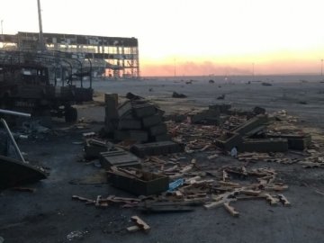 За добу в зоні донецького аеропорту загинуло двоє українських військових