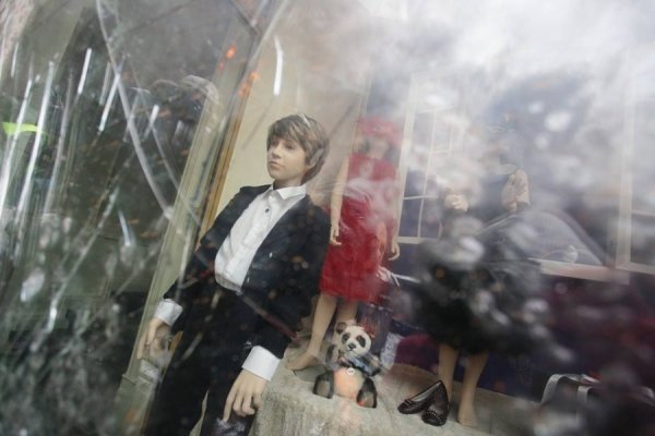 Протистояння на Грушевського: центр Києва у попелі і вогні. ФОТО