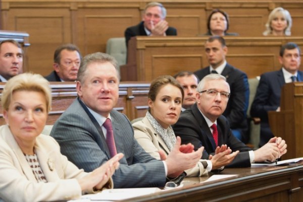 Як Януковичу в Луцьку екскурсію робили. ФОТО