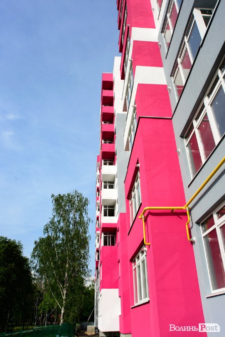 Як у Луцьку будують оселі мрії у яскравому ЖК «Caramel Residence». ФОТО*