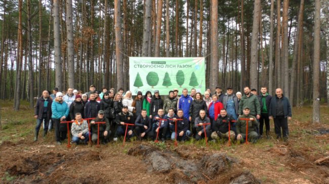 На Волині висадили ще близько 8 тисяч молодих дерев. ФОТО