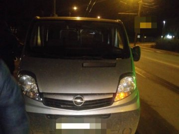 Мав при собі наркотики: 34-річний лучанин хотів відкупитися від поліцейських за 33 тисячі гривень