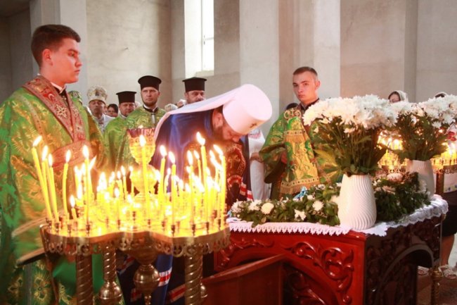 Владика Михаїл очолив святкову службу в луцькому храмі. ФОТО