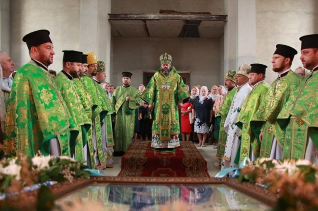 Владика Михаїл очолив святкову службу в луцькому храмі. ФОТО