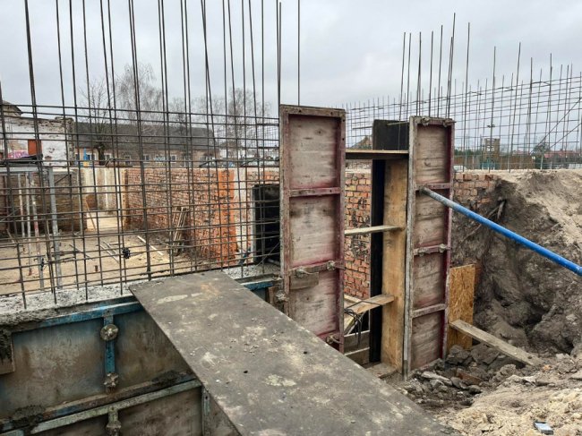 У місті на Волині майже «з нуля» будують укриття в школі. ФОТО