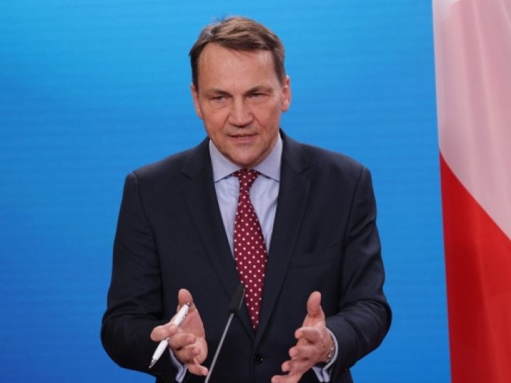 Глава МЗС Польщі вимагав від Келлога відновити постачання зброї Україні, – Telegraph