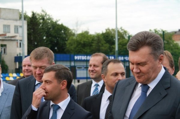 Як Янукович у футбол грав. ФОТО. ВІДЕО