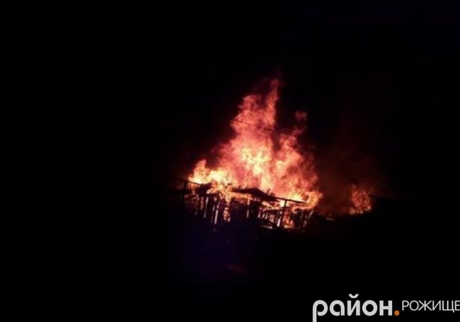 У Рожищі –  ще одна пожежа: власники споруди підозрюють підпал