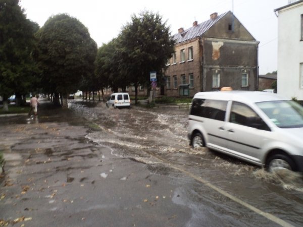 Як затоплювало райцентр на Волині. ФОТО. ВІДЕО