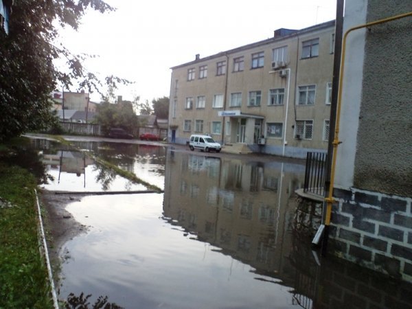 Як затоплювало райцентр на Волині. ФОТО. ВІДЕО