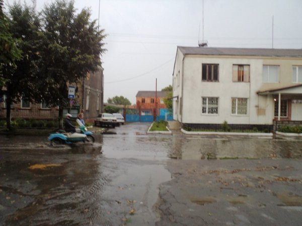 Як затоплювало райцентр на Волині. ФОТО. ВІДЕО