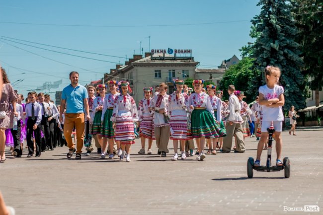 Перший день літа у Луцьку. ФОТОРЕПОРТАЖ 