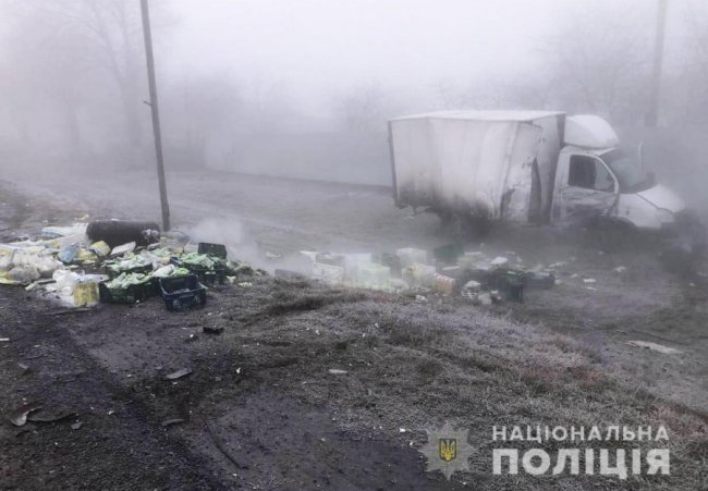 В аварії на Волині, у якій зіткнулися  мінівен і вантажівка з «молочкою», травмувалося троє людей 