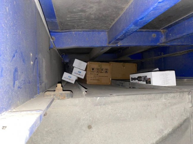 Українець віз з Польщі через «Ягодин» оптику і аксесуари до зброї на 700 тисяч