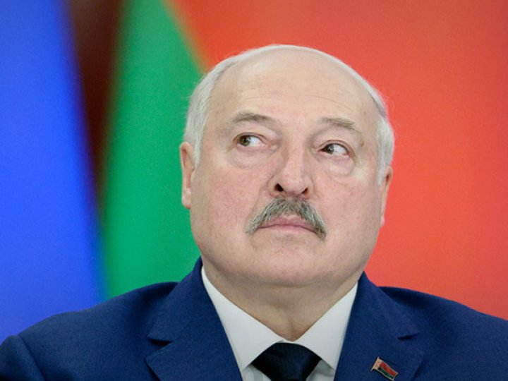 Лукашенко неочікувано привітав українців з Днем Незалежності: згадав про «дружбу», але не про війну