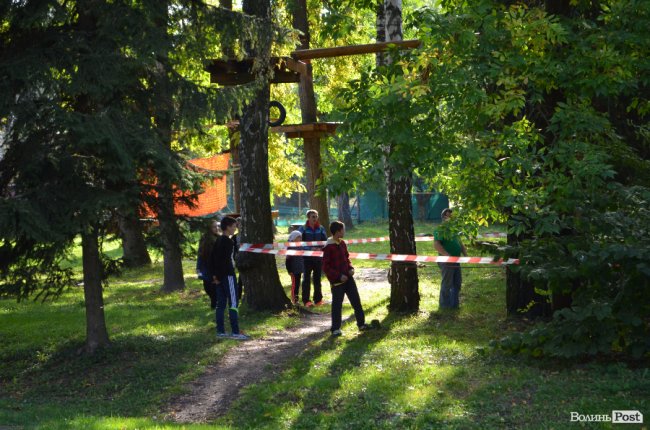 Без призів, але з грамотами: 250 дітей змагалися в луцькому парку. ФОТО
