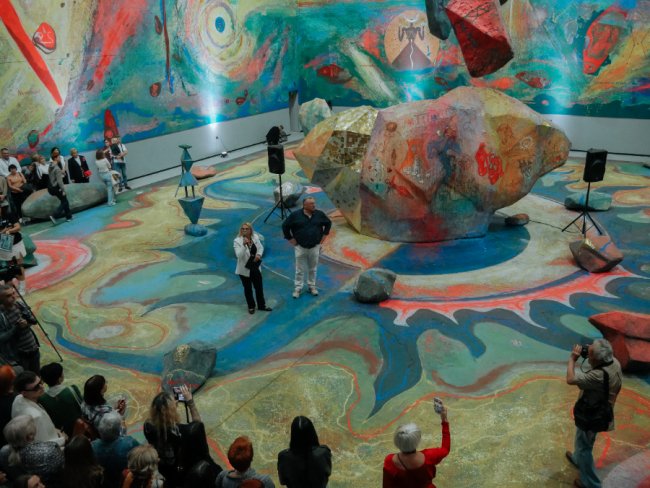 Понад дві тисячі квадратних метрів: у Музеї Корсаків презентували найбільшу картину у світі